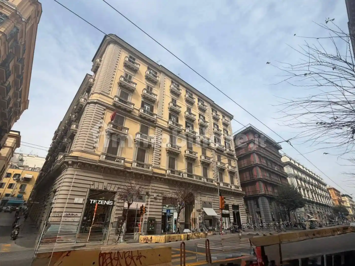 Appartamento in vendita a Napoli