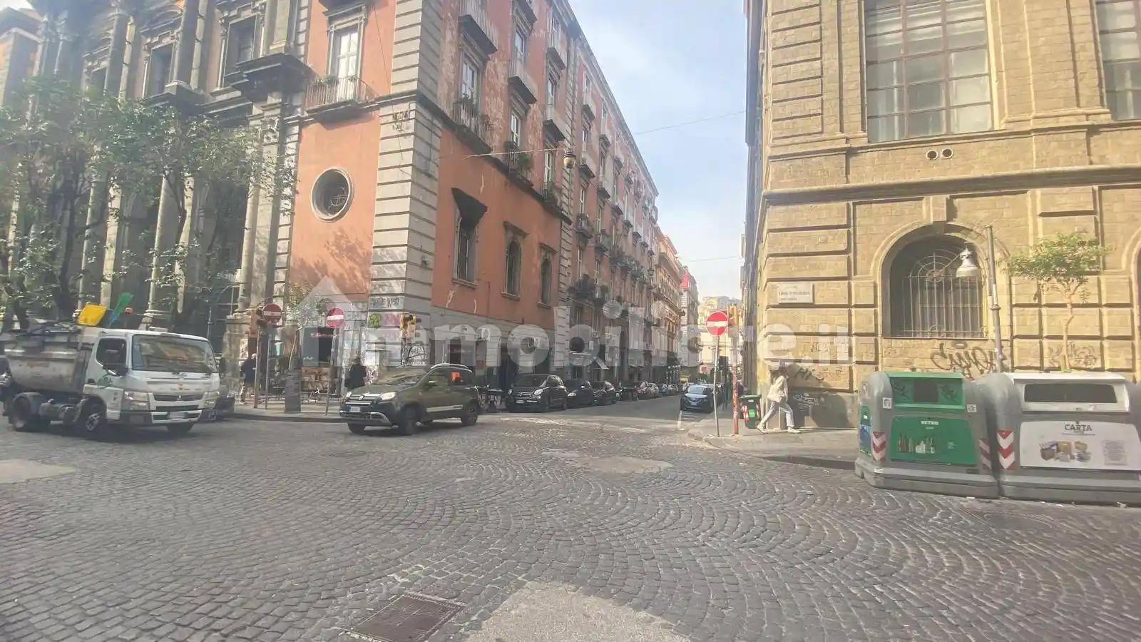 Appartamento in vendita a Napoli