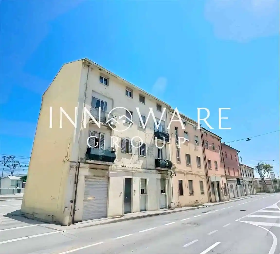 Appartamento in vendita a Falconara Marittima