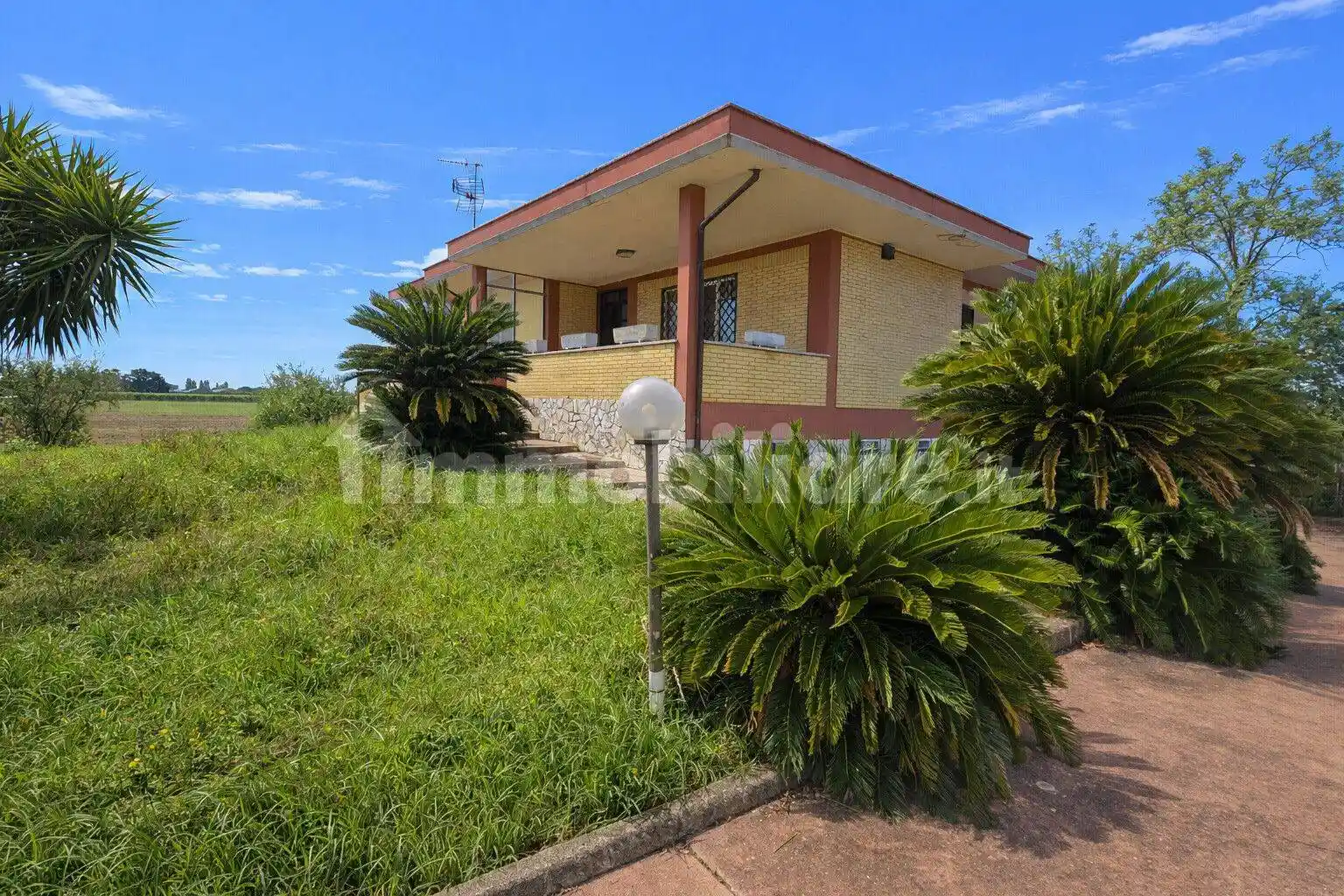 Villa in vendita a Aprilia