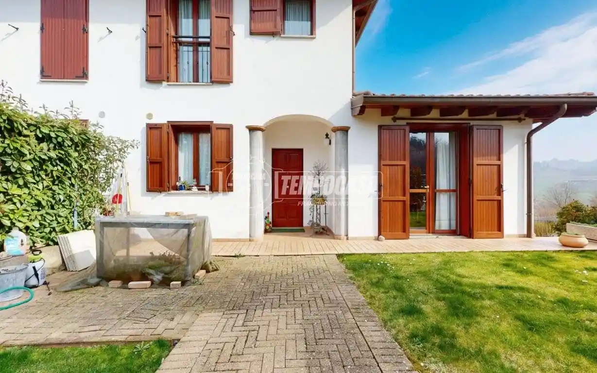 Villetta a schiera in vendita a Guiglia