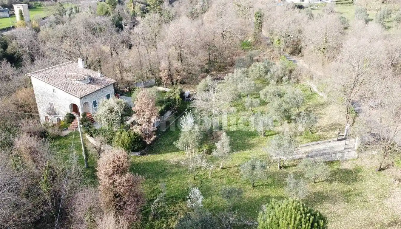 Villa in vendita a Guarcino