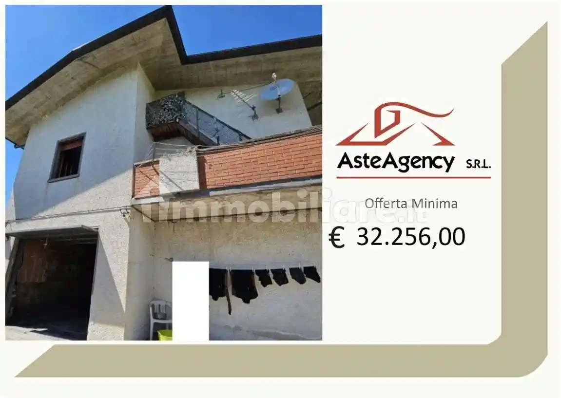 Appartamento in vendita a Montecalvo in Foglia