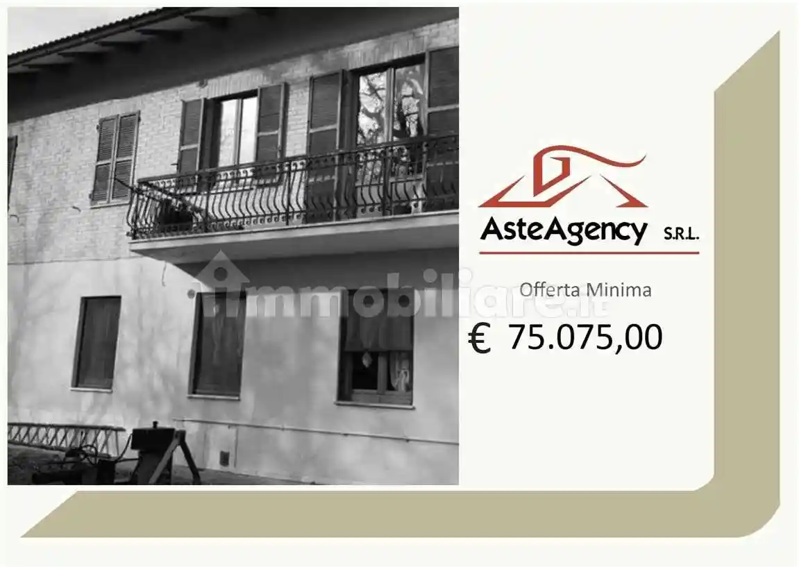 Villa in vendita a Serrapetrona