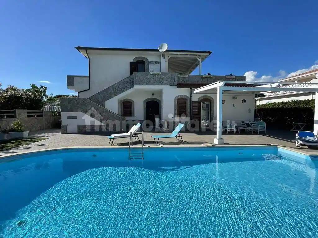 Villa in vendita a Sangineto