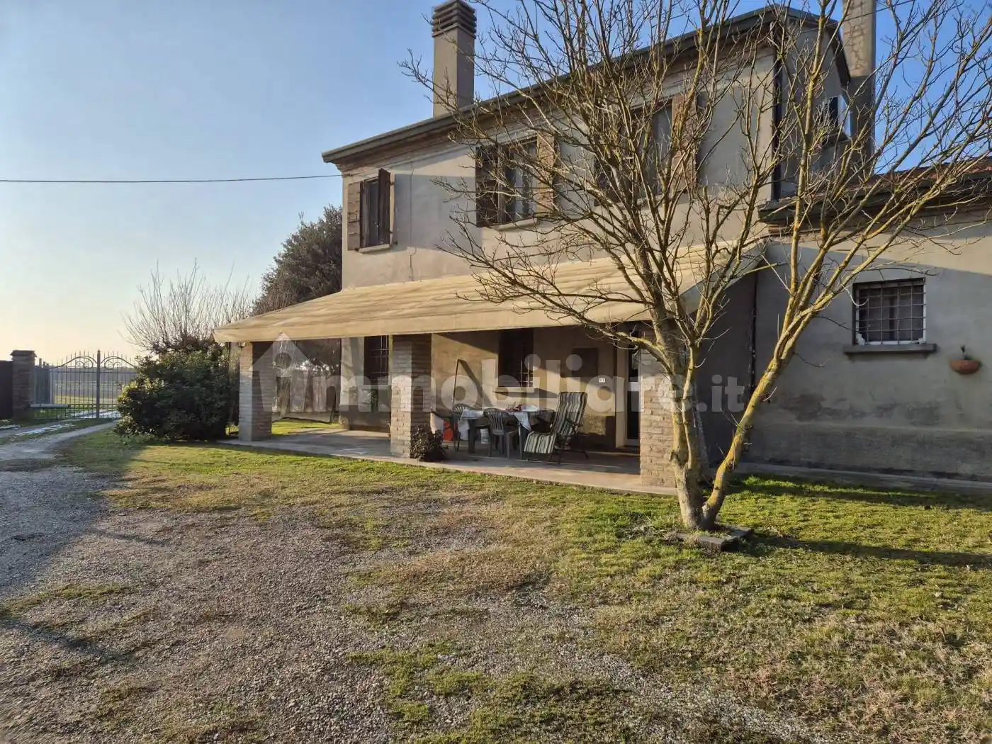 Villa in vendita a Bagnacavallo