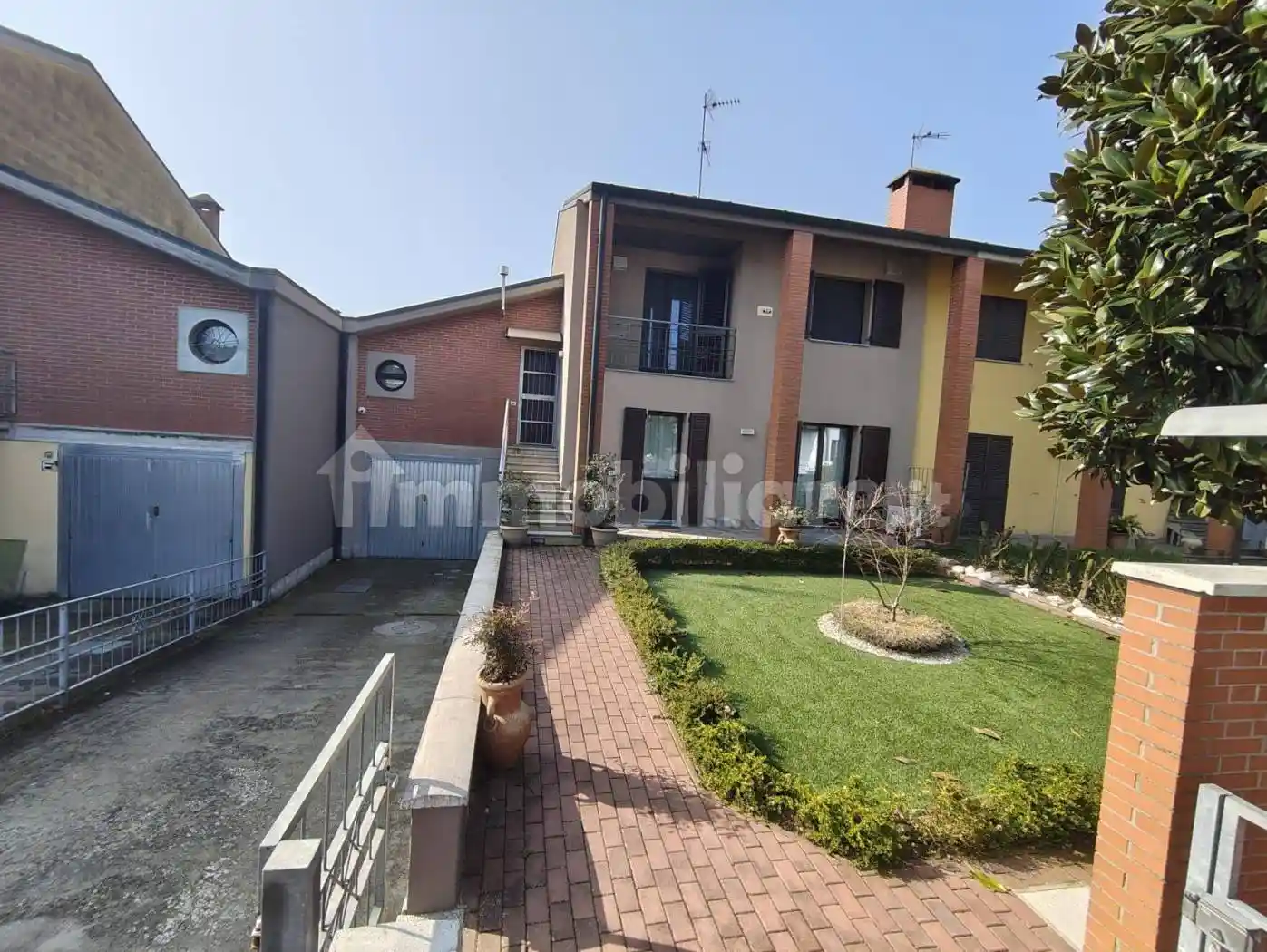 Villetta a schiera in vendita a Castelvetro Piacentino