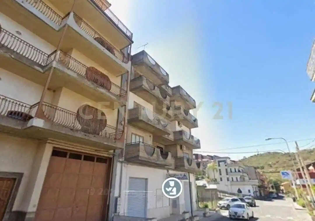 Palazzo - Edificio in vendita a Militello in Val di Catania