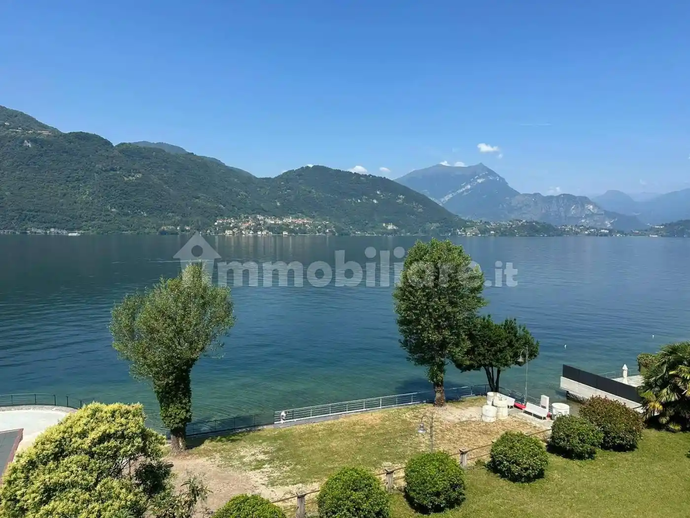 Appartamento in affitto a Lierna