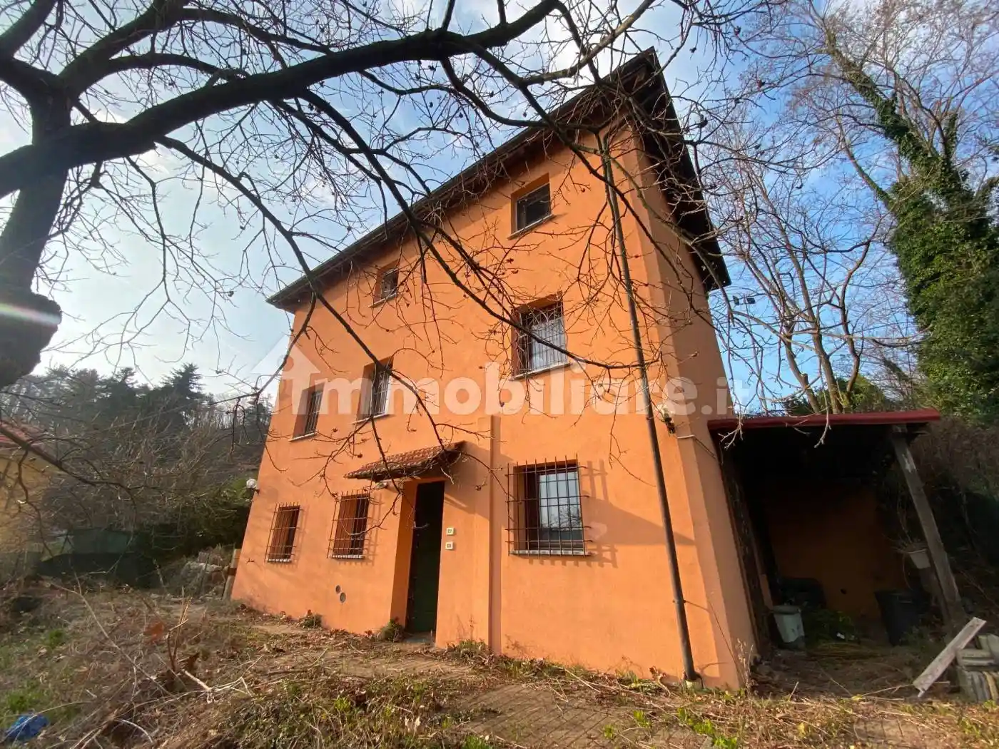 Casa indipendente in vendita a Mignanego