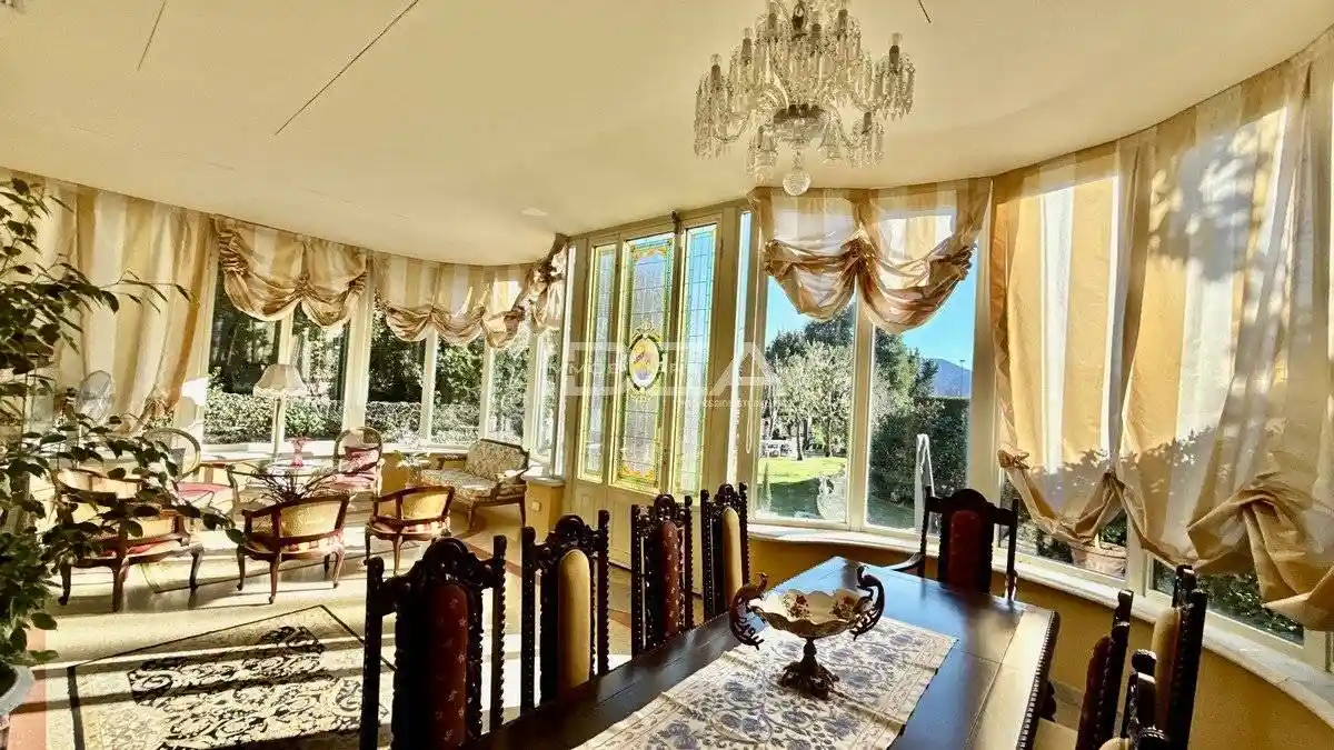 Villa in vendita a Lucca