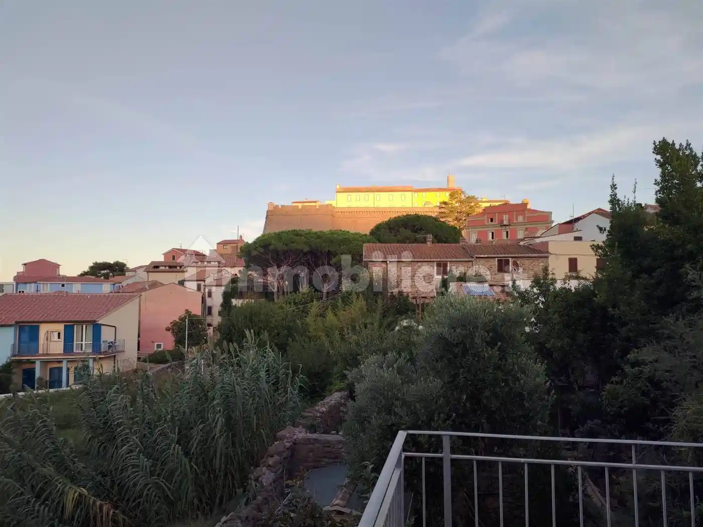 Appartamento in vendita a Capraia Isola