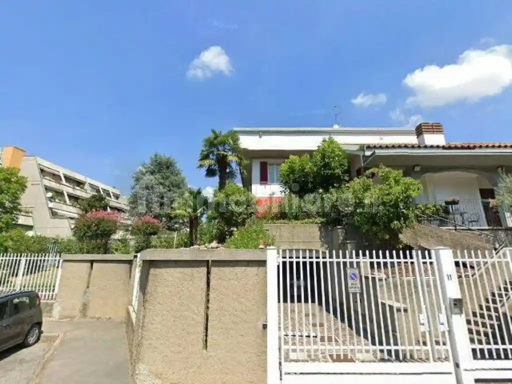 Appartamento in vendita a Rho