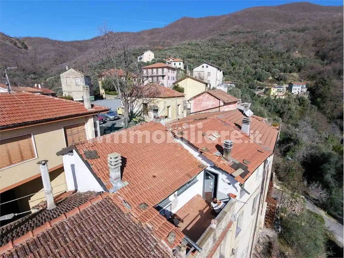 Casa indipendente in vendita a Casanova Lerrone