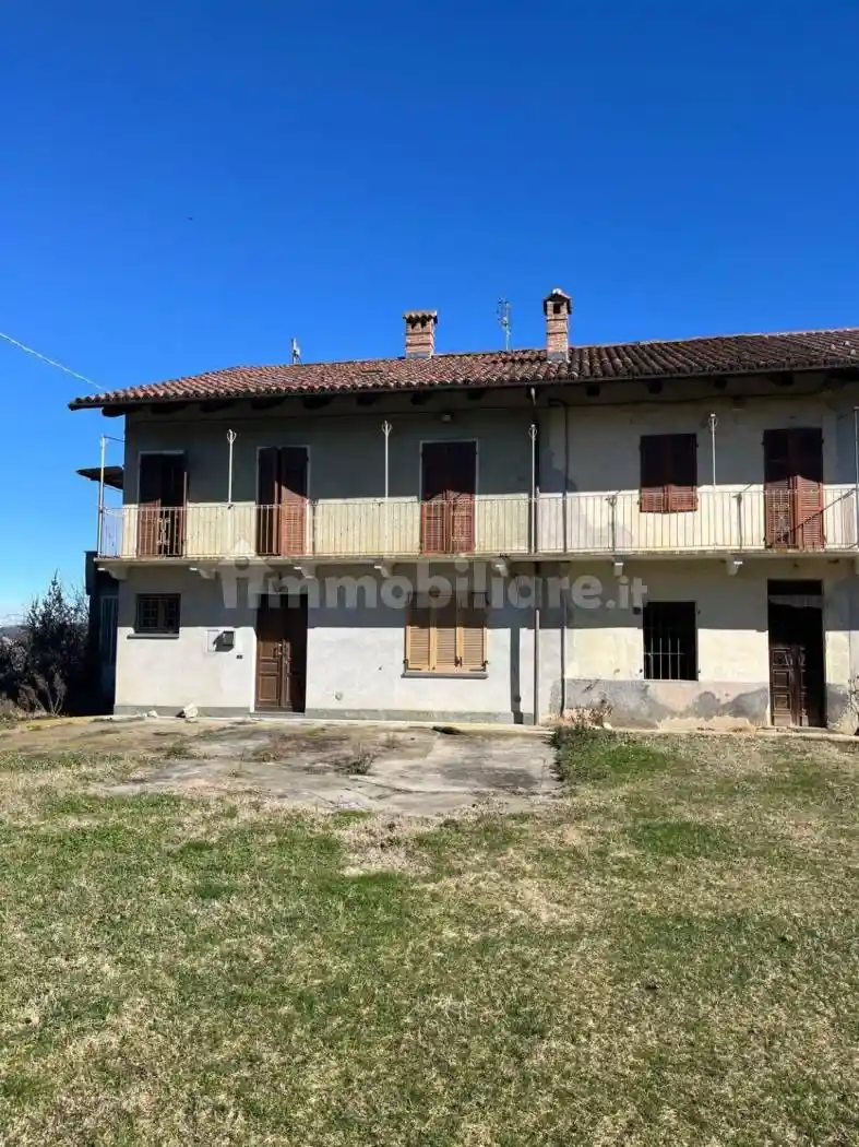 Rustico - Casale in vendita a Monteu Roero