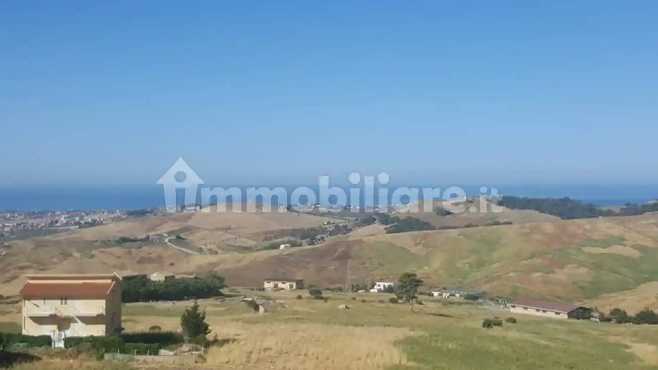 Appartamento in affitto a Favara