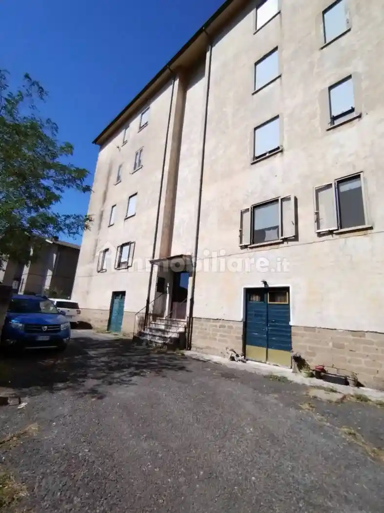 Appartamento in vendita a Latera
