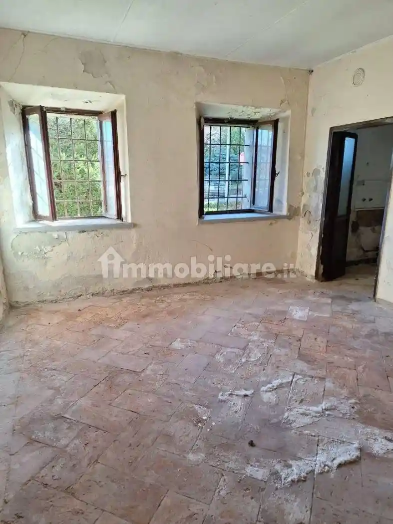 Rustico - Casale in vendita a Rogeno