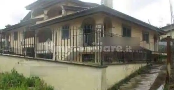 Villa in vendita a Roma