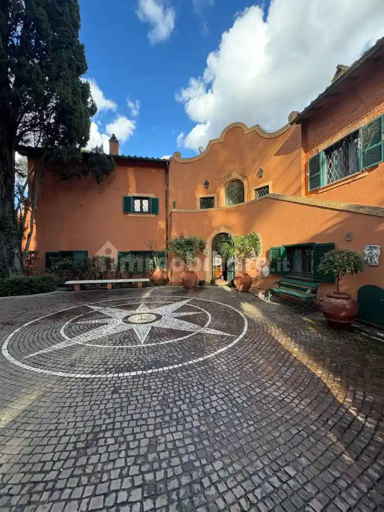 Villa in affitto a Roma