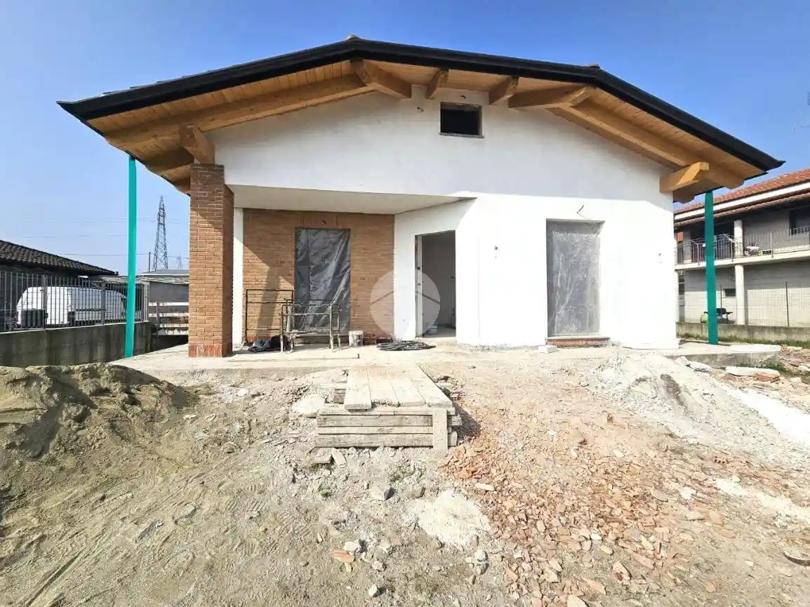 Villa in vendita a Torrazza Piemonte