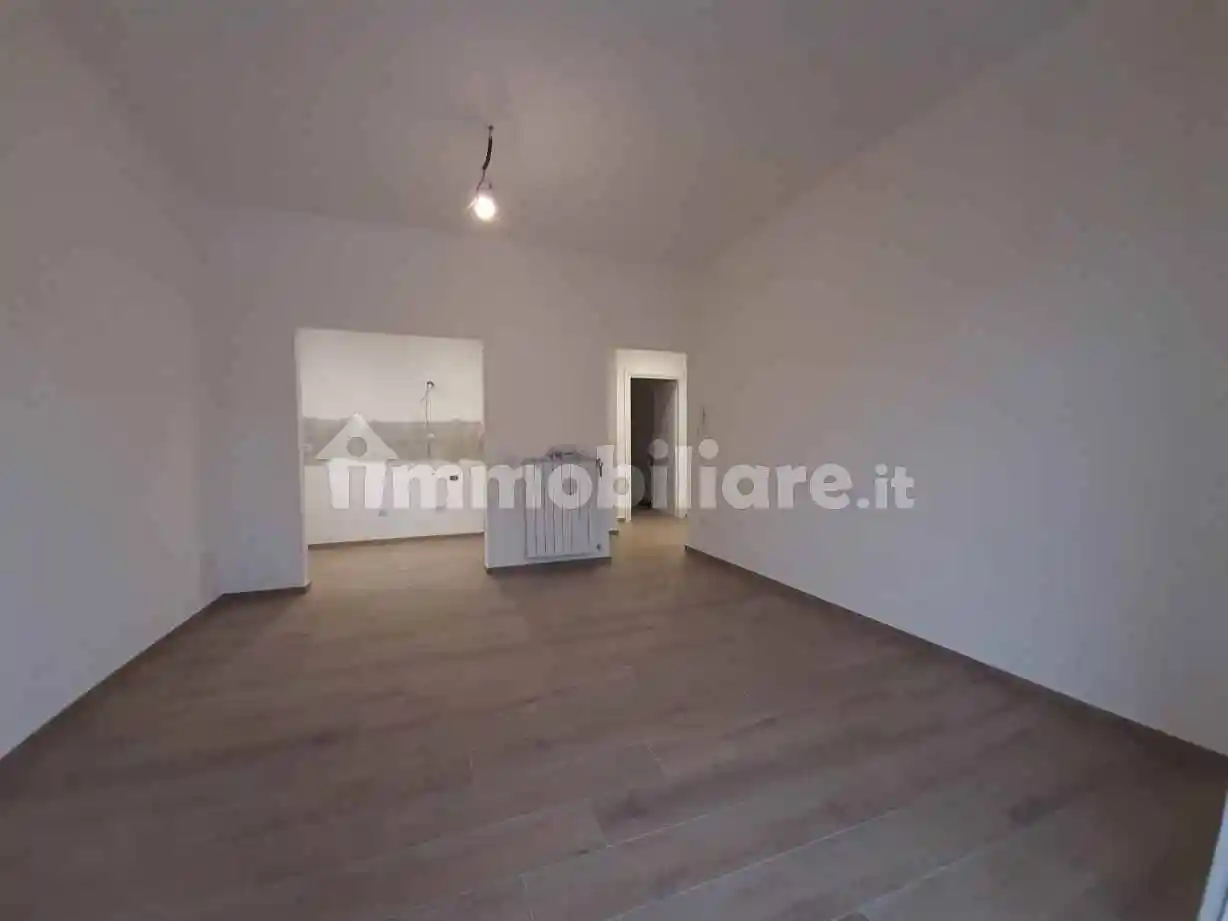 Appartamento in vendita a Cecina