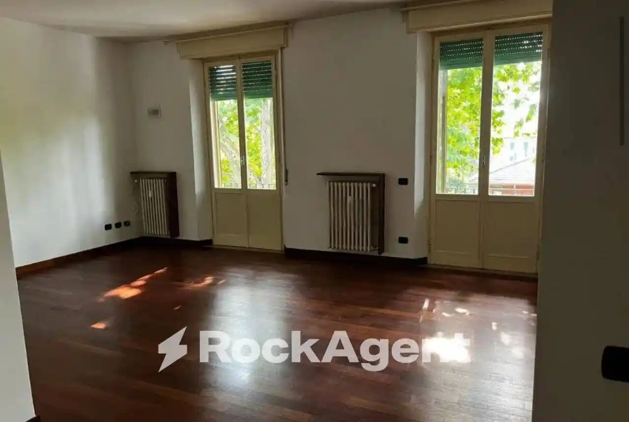 Appartamento in vendita a Parma