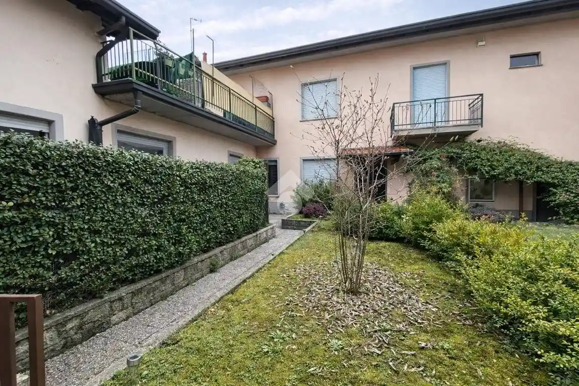 Villetta a schiera in vendita a Cantù