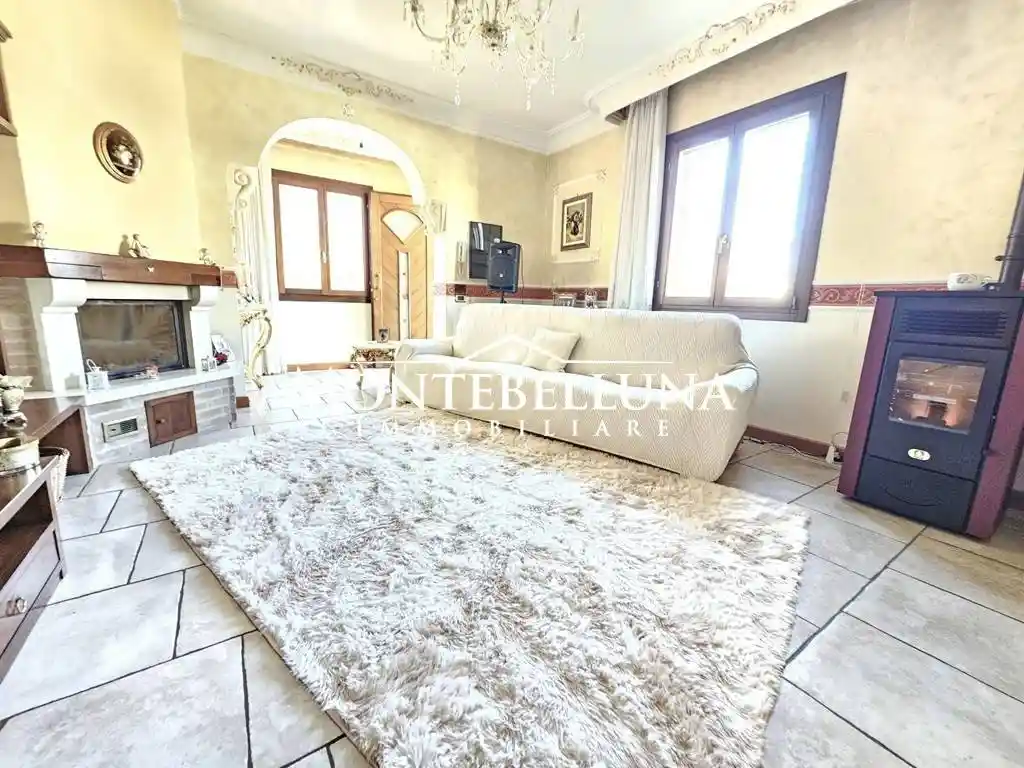 Villa in vendita a Montebelluna