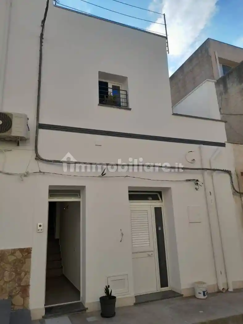 Casa indipendente in vendita a Cinisi