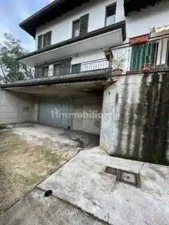 Casa indipendente in vendita a Robecco sul Naviglio