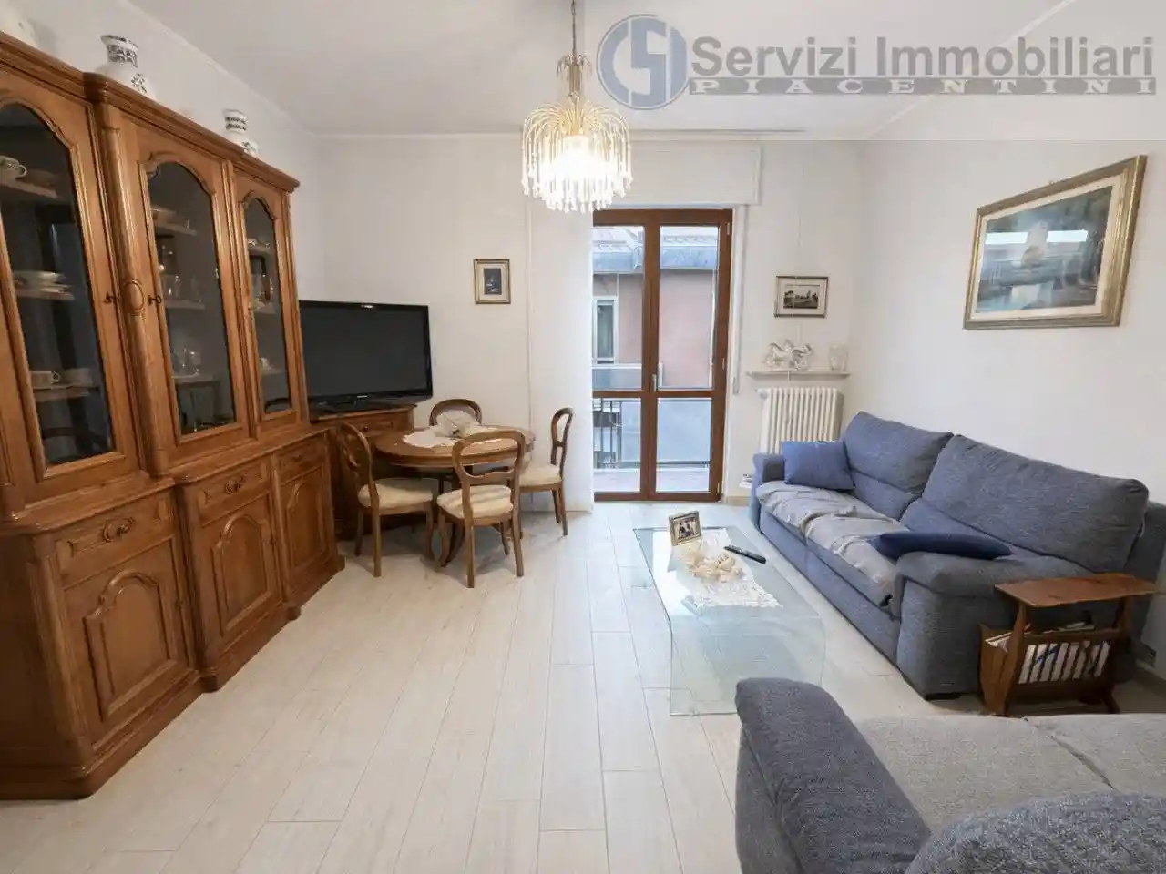 Appartamento in vendita a Piacenza