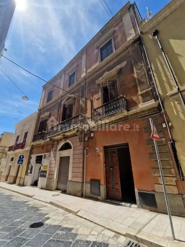 Appartamento in vendita a Brindisi