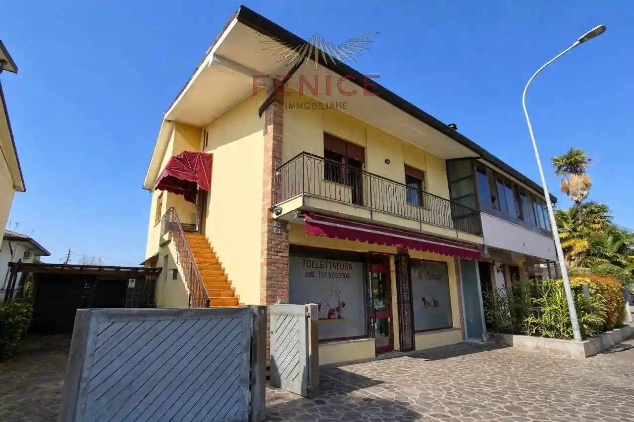 Appartamento in vendita a Caerano di San Marco