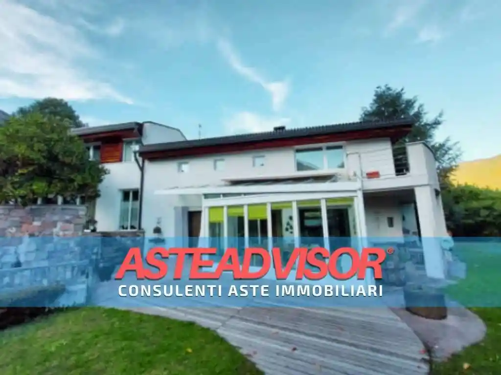 Villa in vendita a Lana