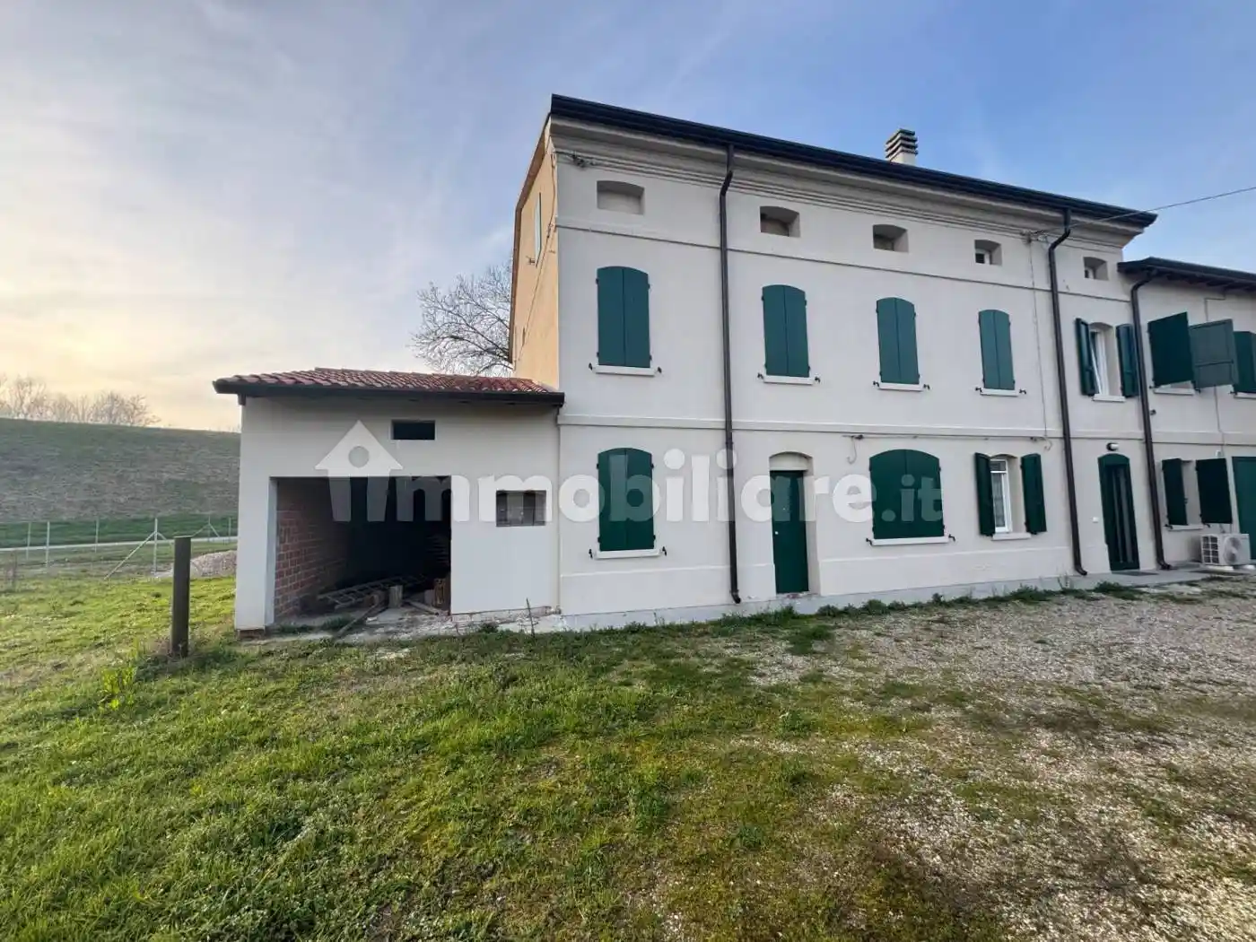 Villa in vendita a San Possidonio
