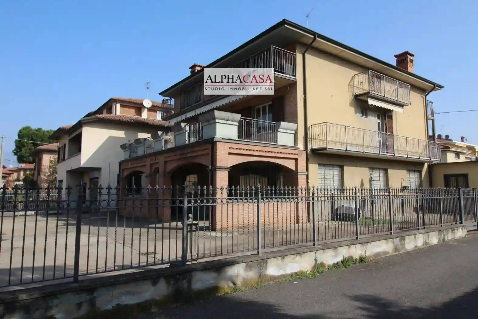Villa - foto 2