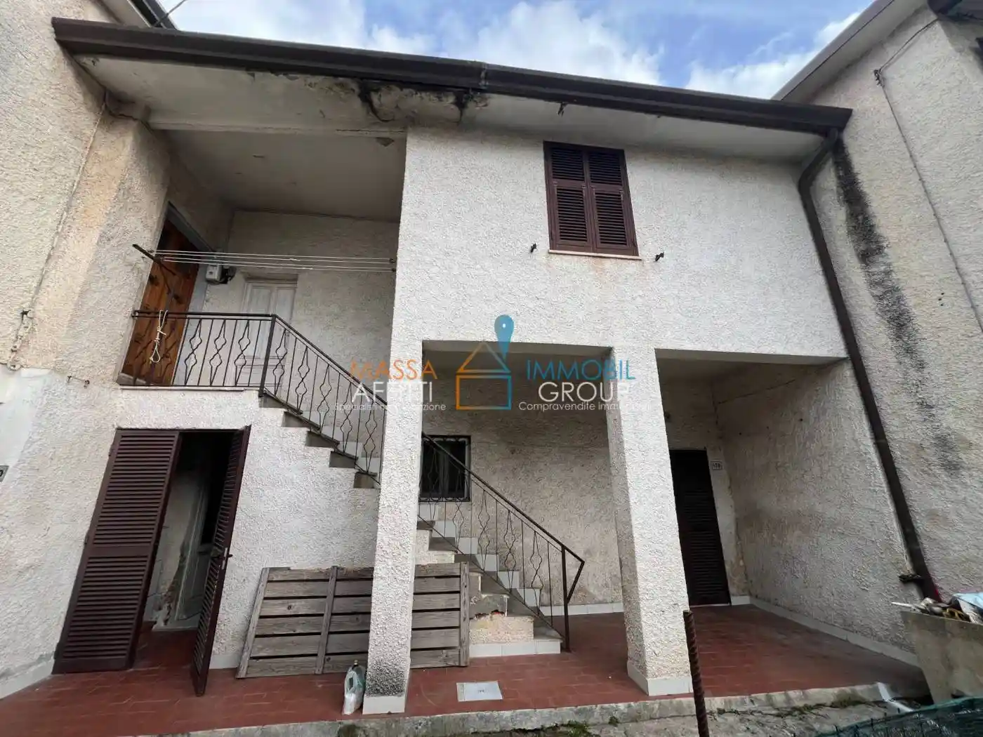 Casa indipendente in vendita a Massa