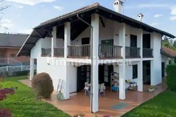 Villa - foto 2