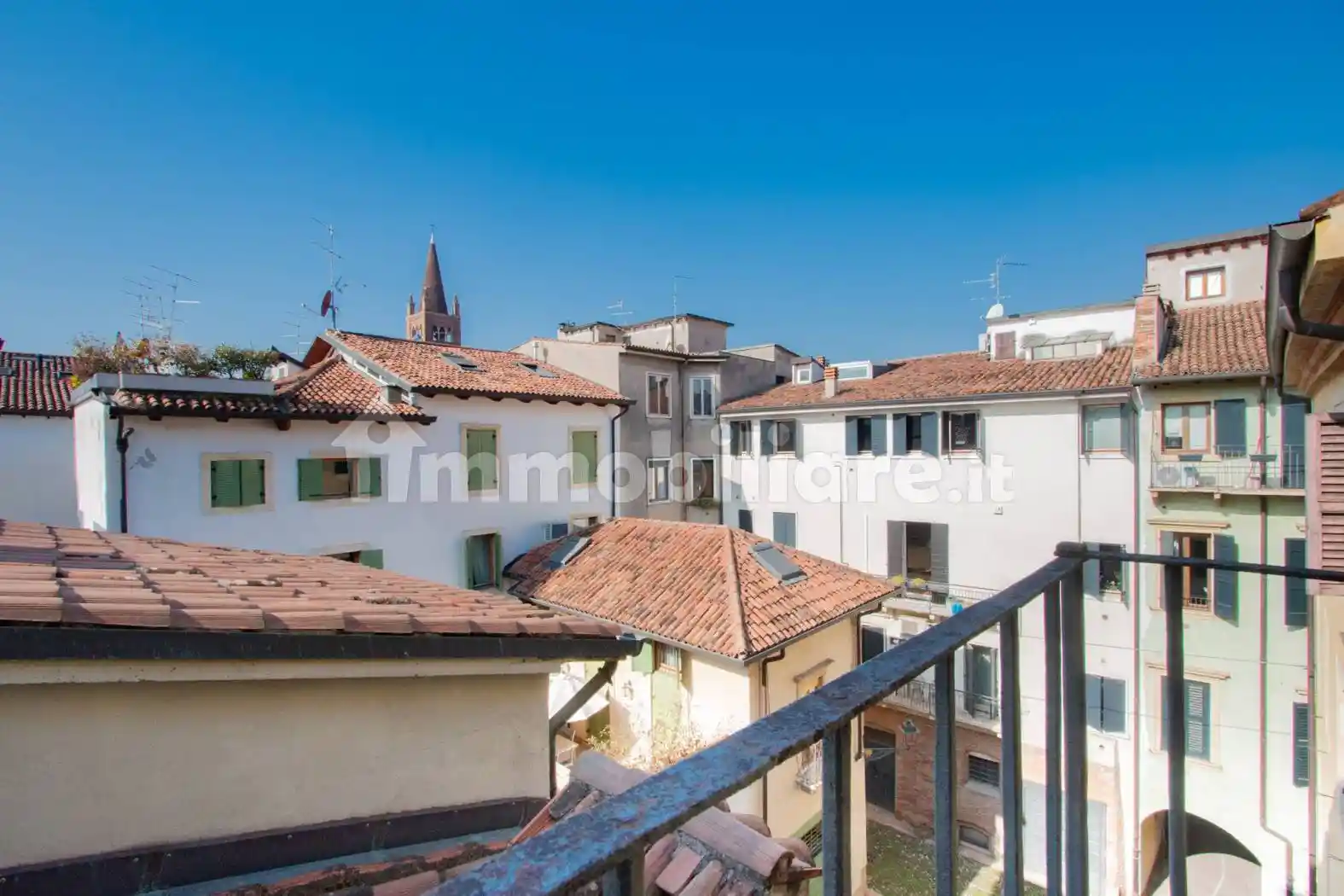 Appartamento in vendita a Verona