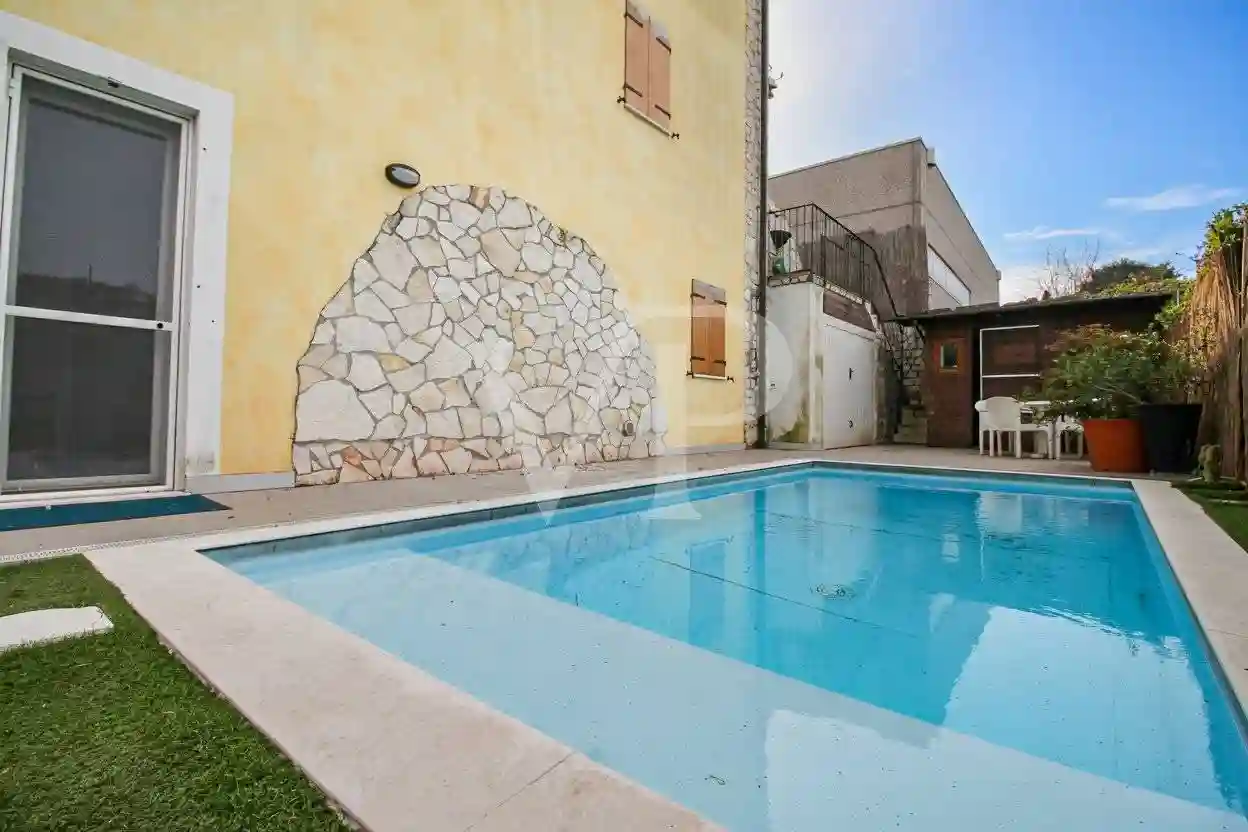 Villetta a schiera - foto 2