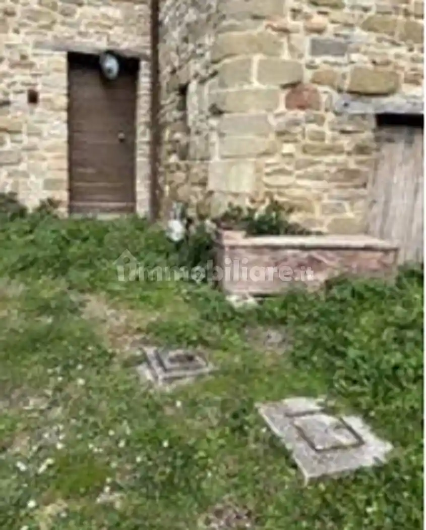 Appartamento in vendita a Piandimeleto