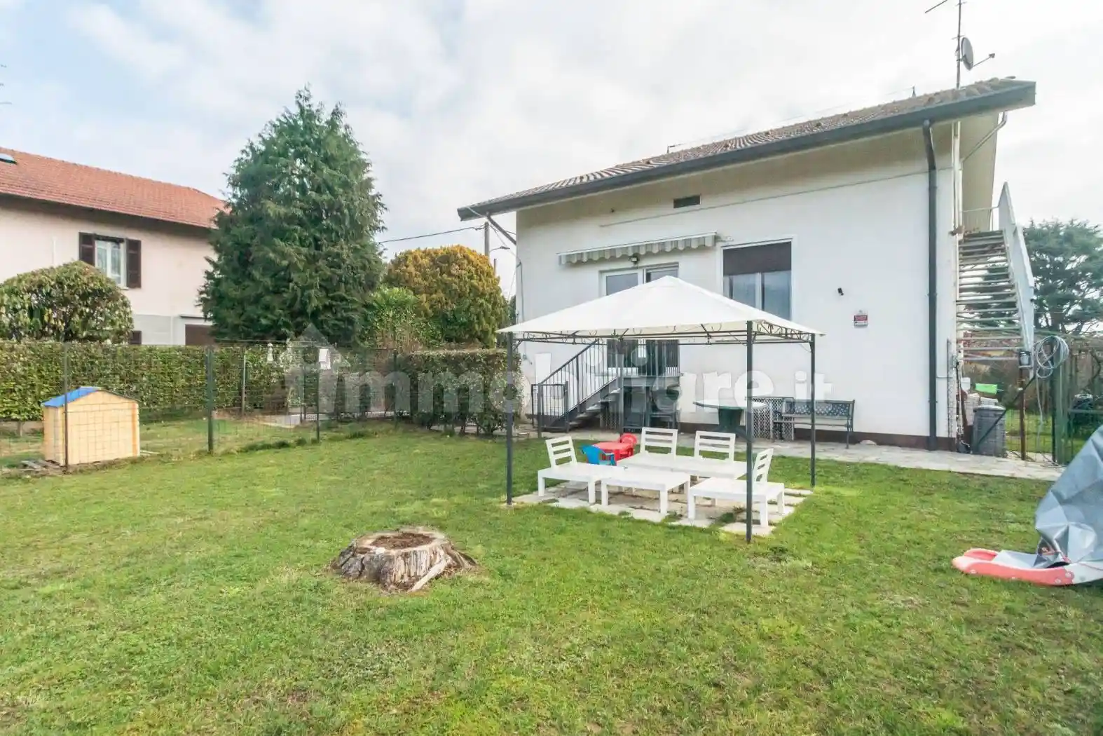 Villa in vendita a Gornate-Olona