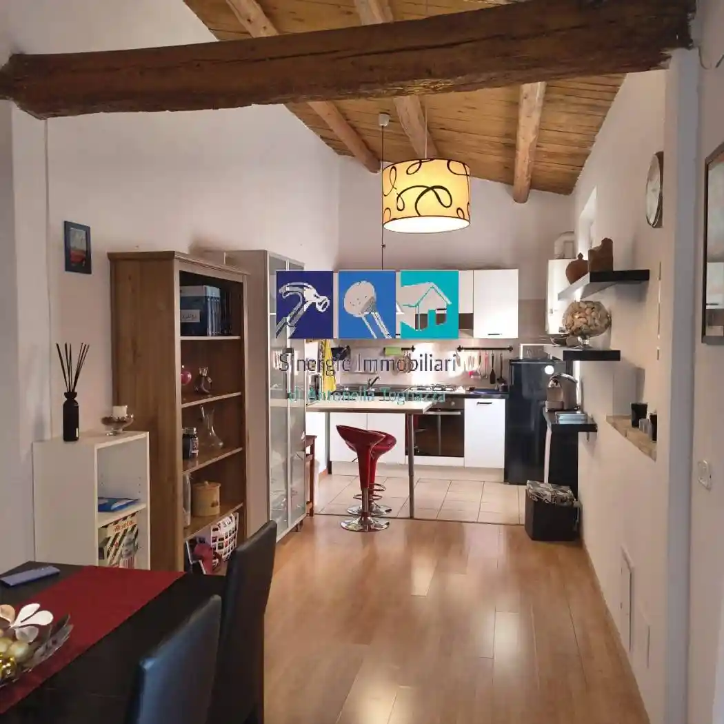 Casa indipendente in affitto a Ancona