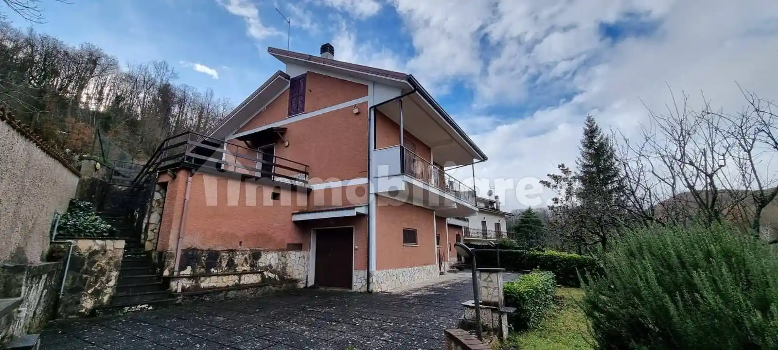 Casa indipendente in vendita a Riofreddo