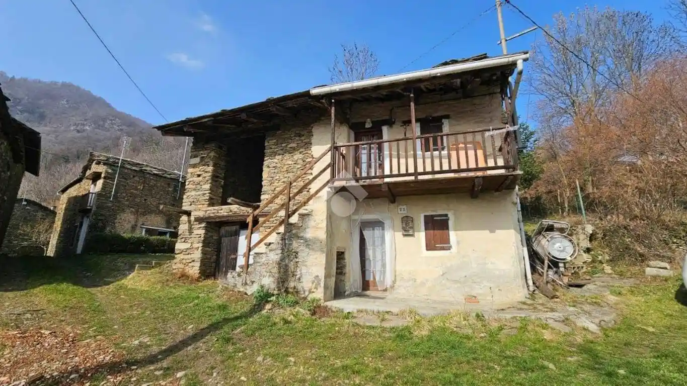 Casa indipendente in vendita a Prarostino