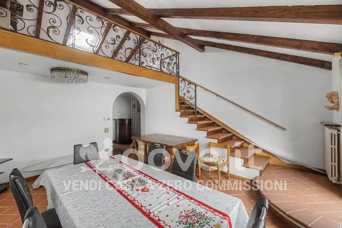 Casa indipendente in vendita a Varese