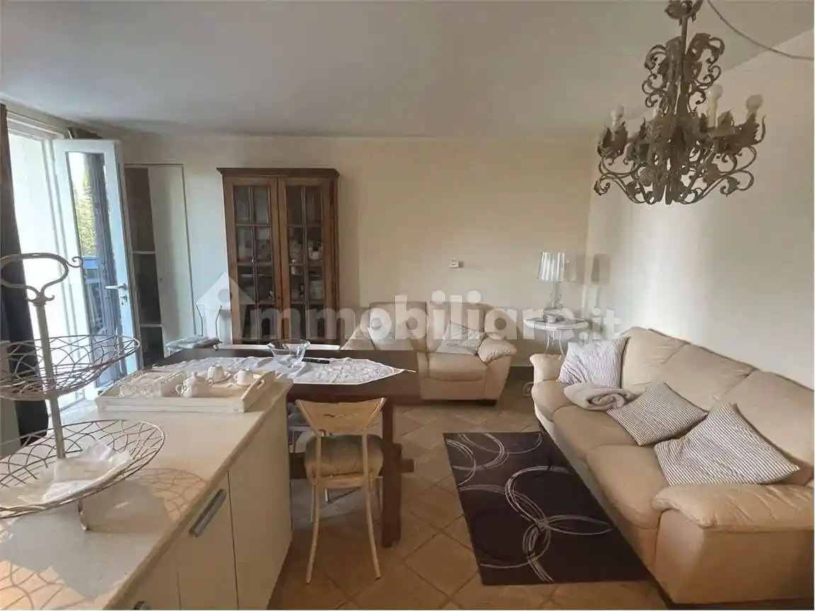 Appartamento in affitto a Bolano