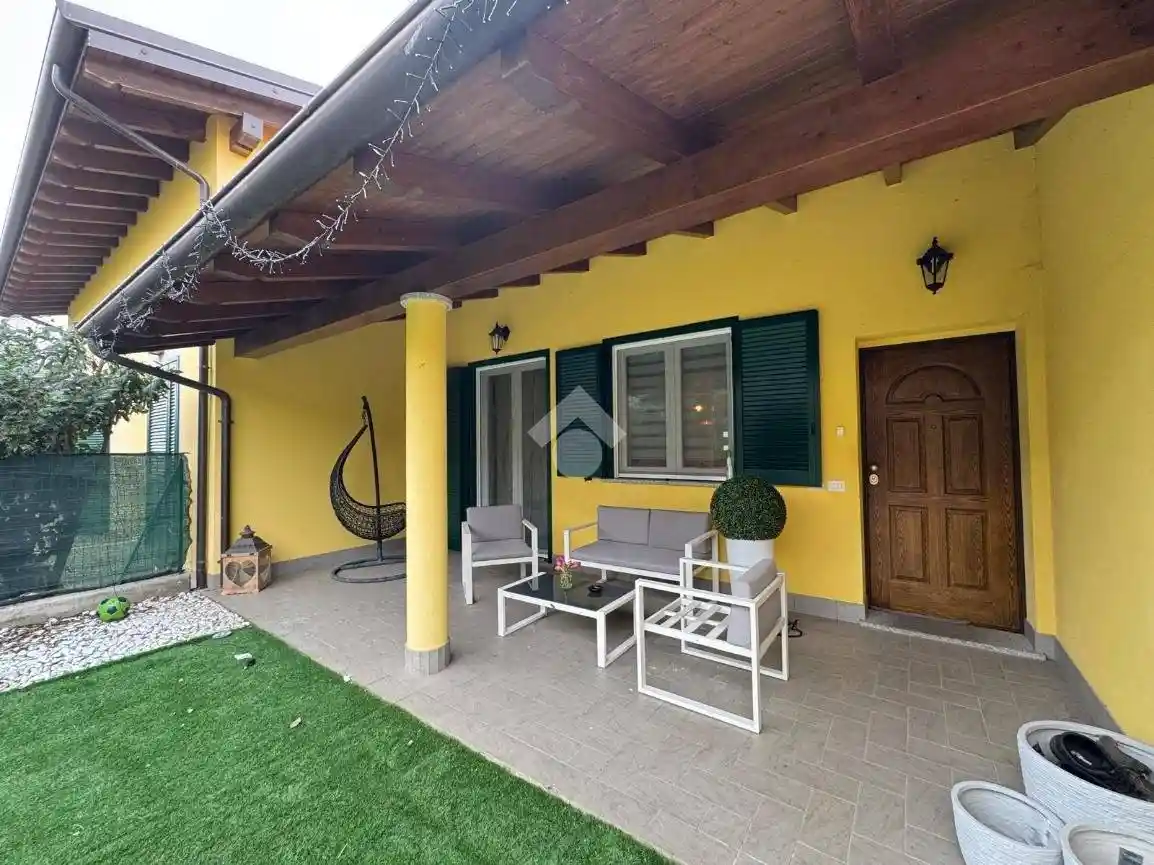 Villetta a schiera in vendita a Suno