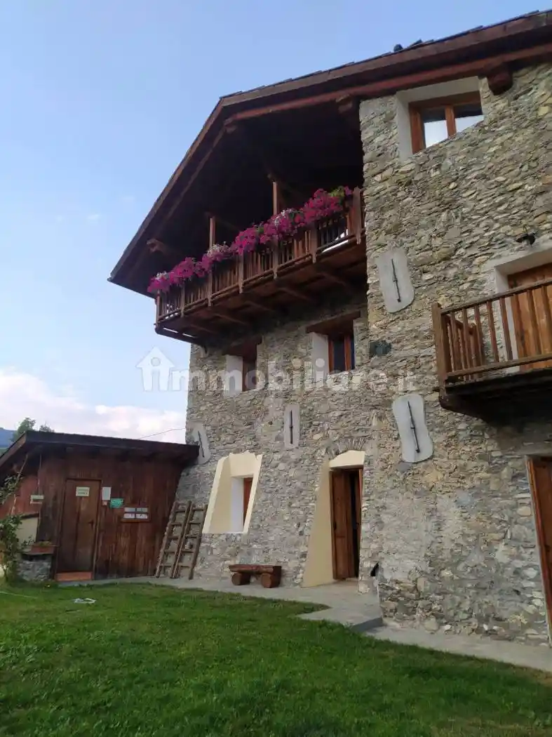 Appartamento in affitto a Cesana Torinese